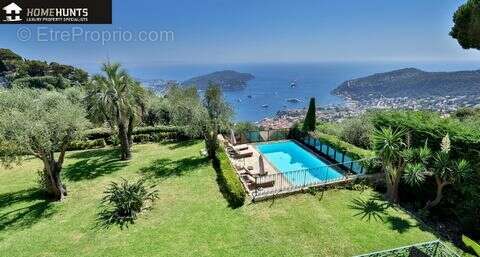 Maison 300 m² à Villefranche-Sur-Mer  - photo 2