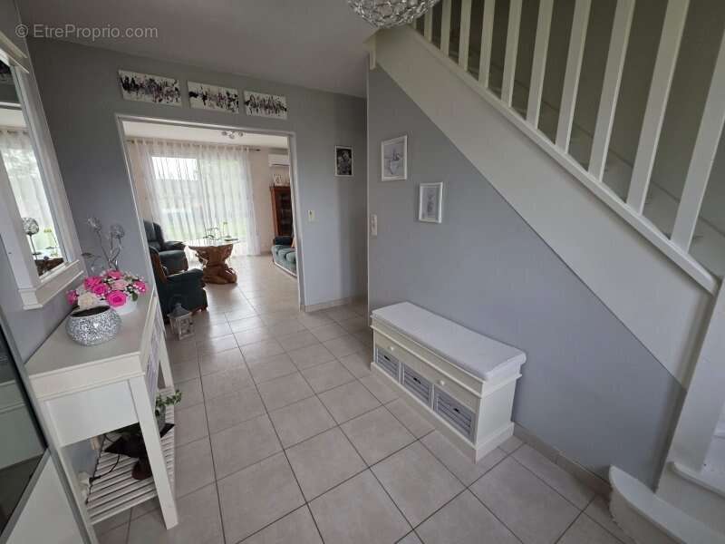 Maison 138 m² à Lassigny  - photo 5