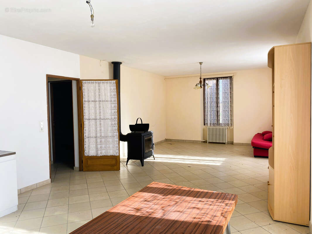 Maison à COURTENAY