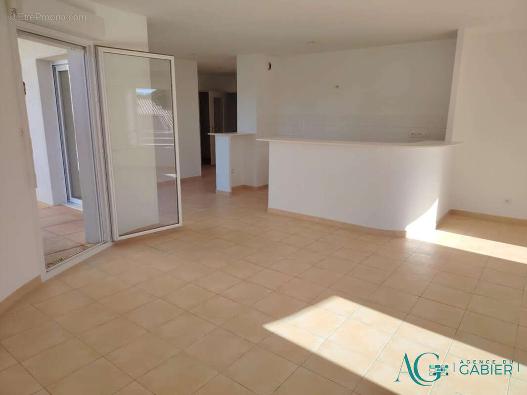 Appartement à HYERES