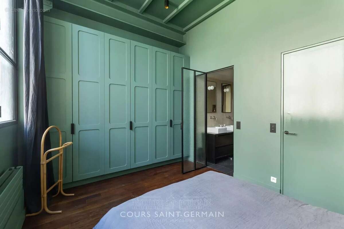 Appartement à PARIS-11E