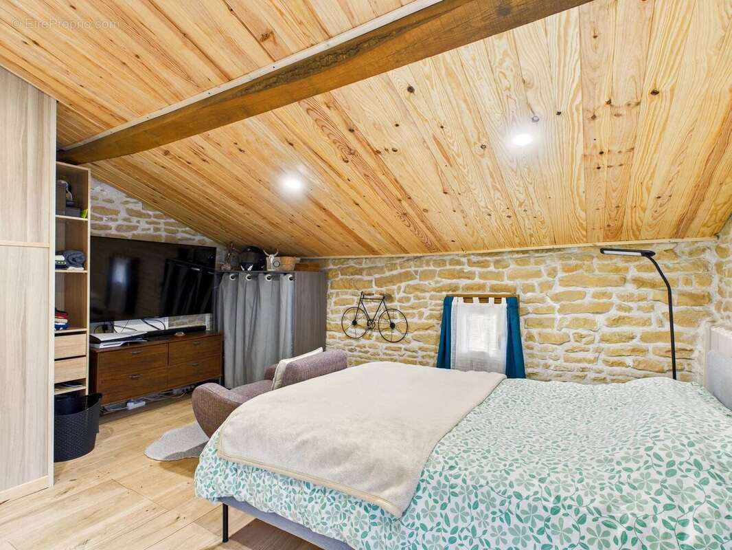 Maison à PAIZAY-LE-CHAPT