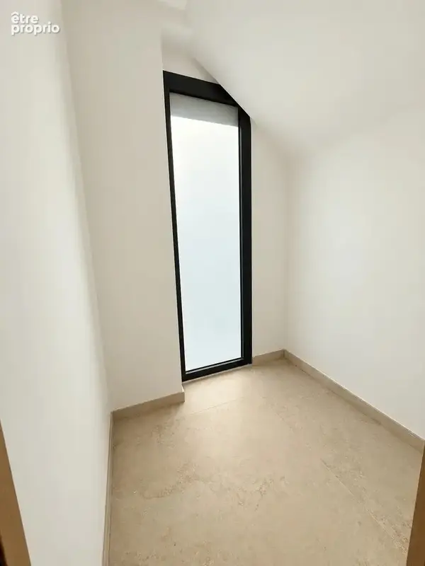 Appartement T4 (92m2) rez-de-jardin au calme absolu - photo 12