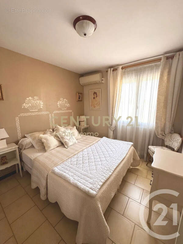 Maison à SAINT-JEAN-DE-VEDAS