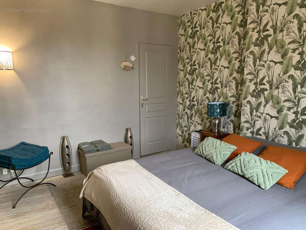 Coup de coeur Maison édifiée sur deux belles caves voutées - photo 13