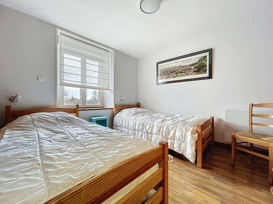 Maison à SAINT-MAURICE-EN-COTENTIN