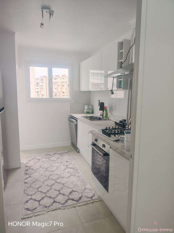 Appartement 57 m² à Marseille-11e  - photo 3