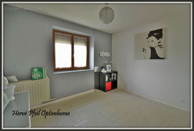 Une maison familiale avec cachet et prestations rénovées-5 pièces ; 135m² sur 1000m² de terrain - photo 21