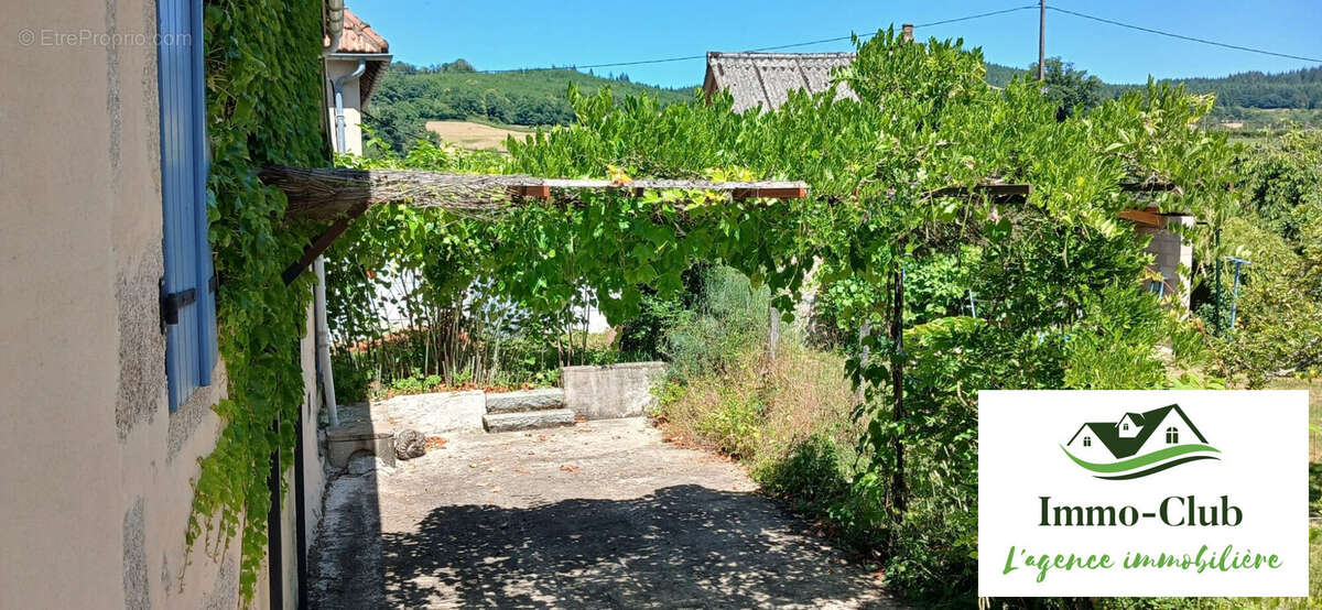 Maison 82 m² à Saint-Hilaire-En-Morvan  - photo 4