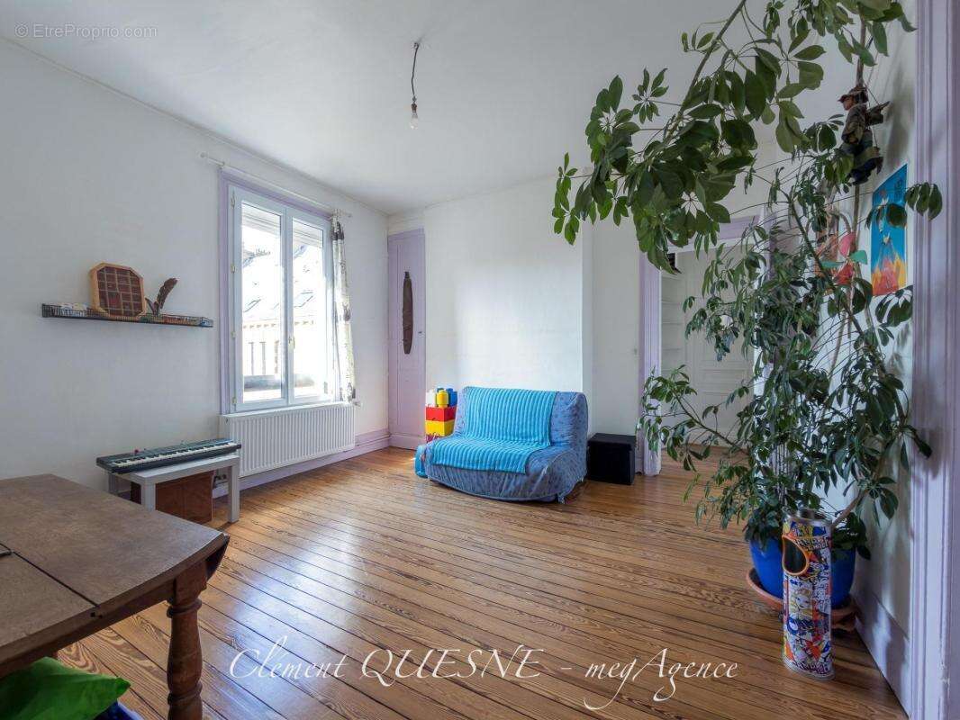 Charme important / centre-ville / 3 chambres - photo 8