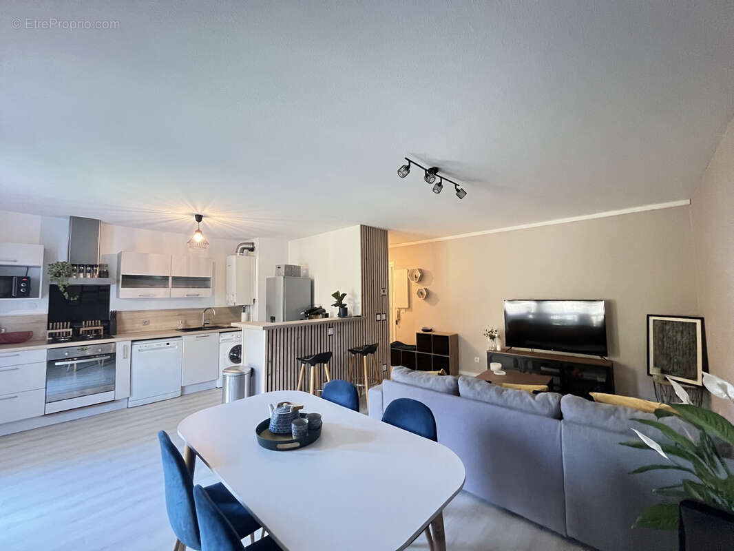 Appartement à GIERES