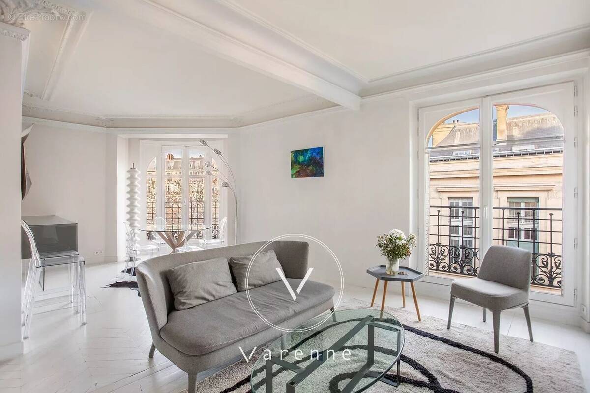 Appartement à PARIS-6E