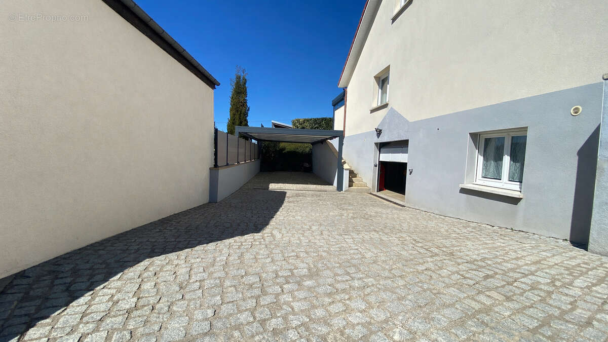Maison à BOUXIERES-AUX-DAMES