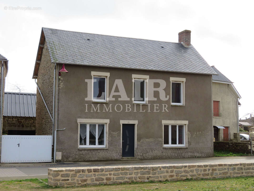 Maison à PRE-EN-PAIL