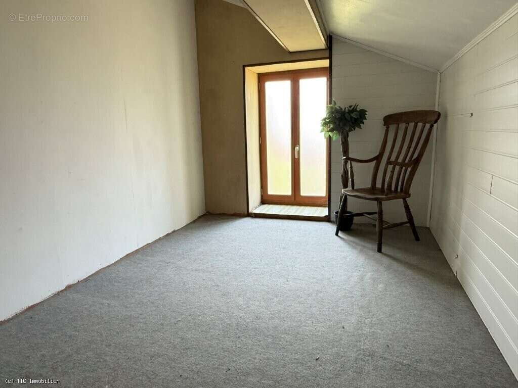 Maison à RUFFEC