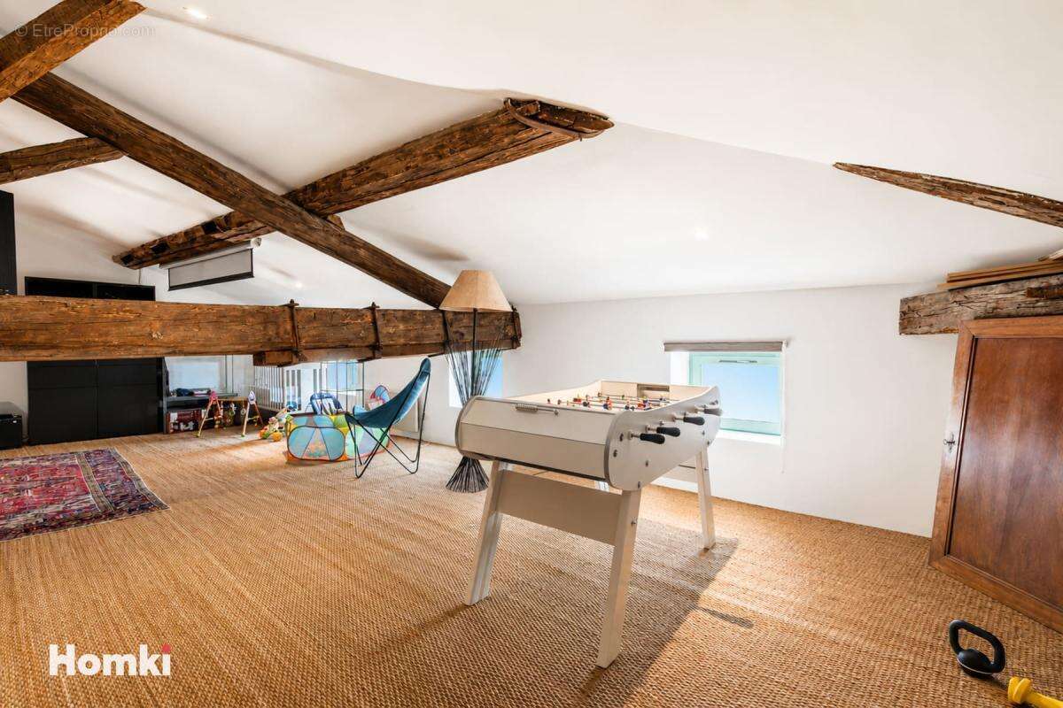 Maison de ville T5 de 215 m2 à Lucenay 69480 - photo 17