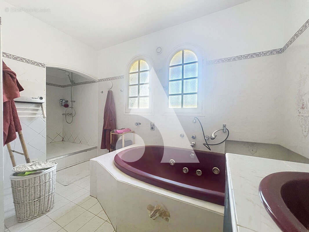 Maison à LA SEYNE-SUR-MER