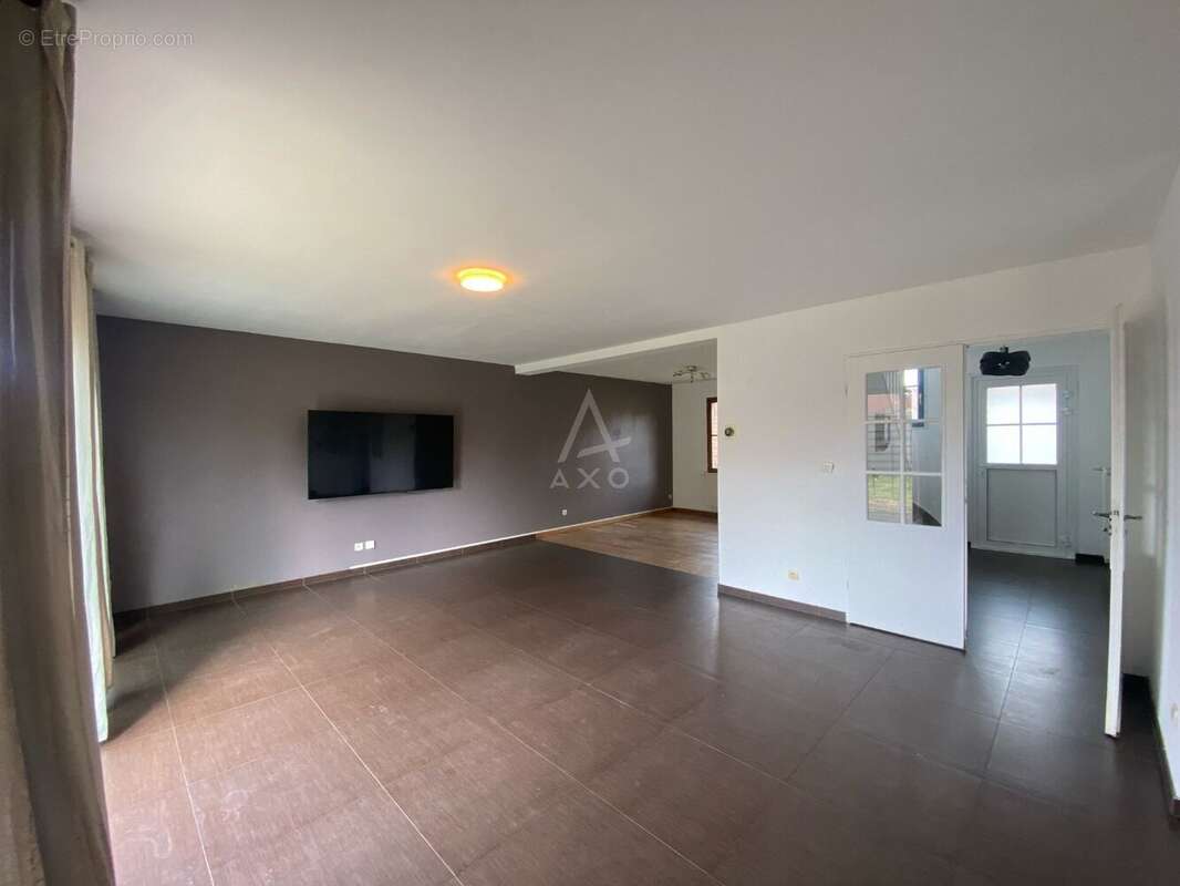 Maison à MARQUILLIES