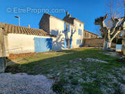 Maison à CAMARET-SUR-AIGUES