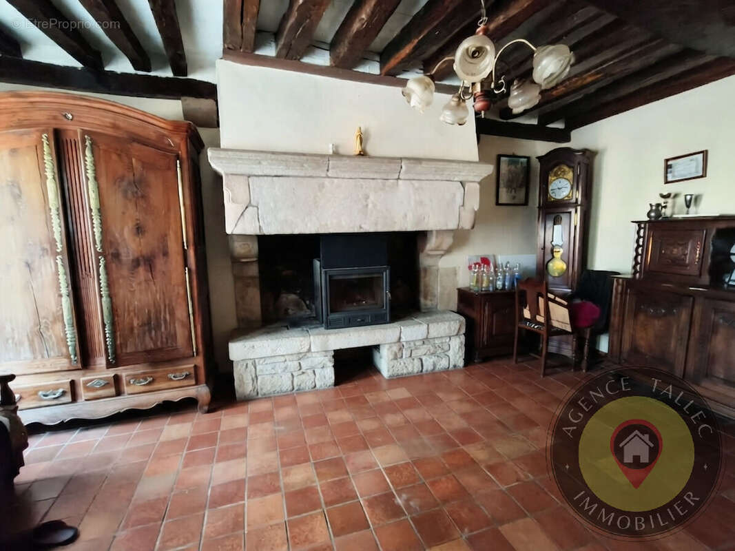 Propriété de caractère, 2,2 hectares, à 6 km de Dinan ! - photo 4