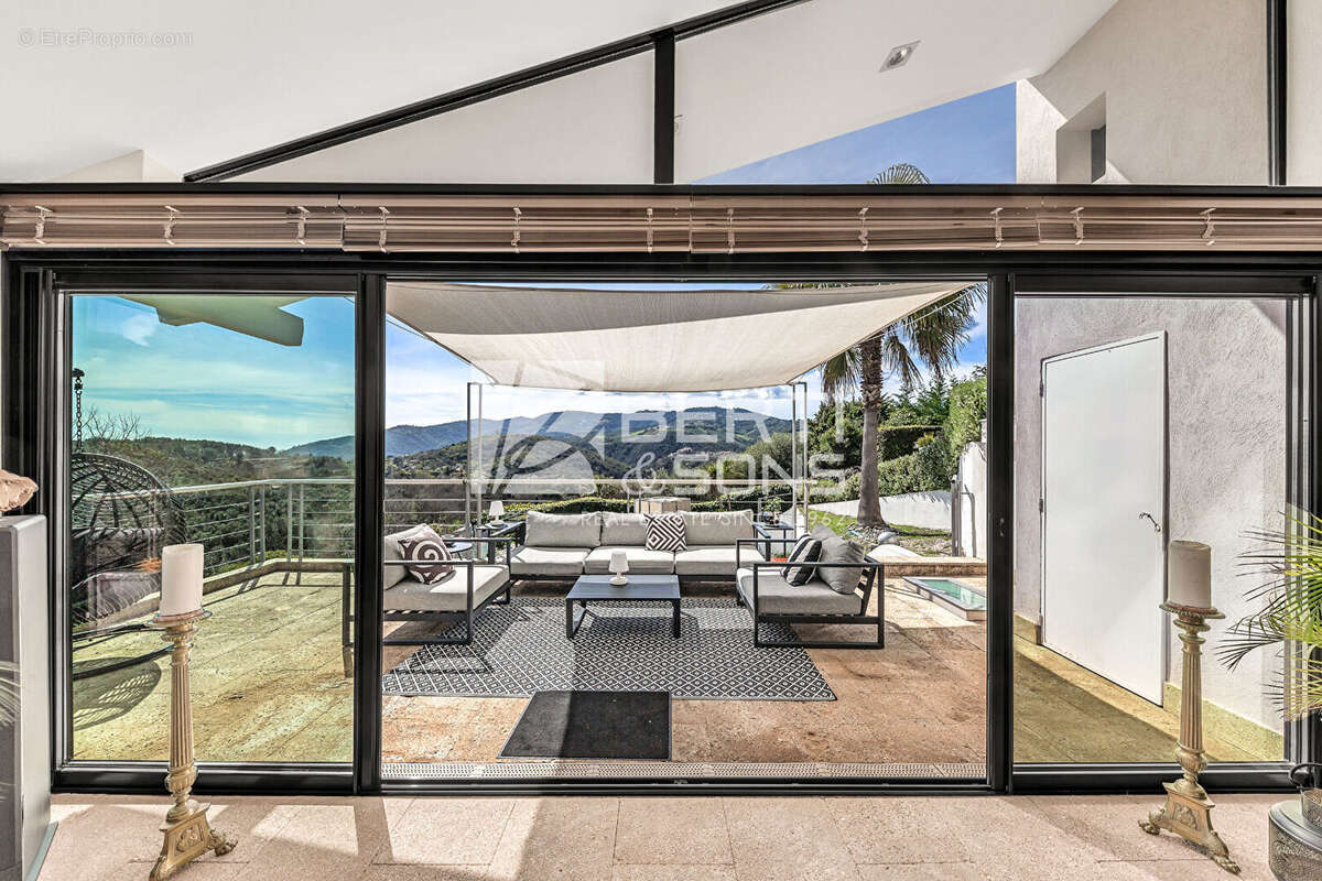 Maison à AURIBEAU-SUR-SIAGNE