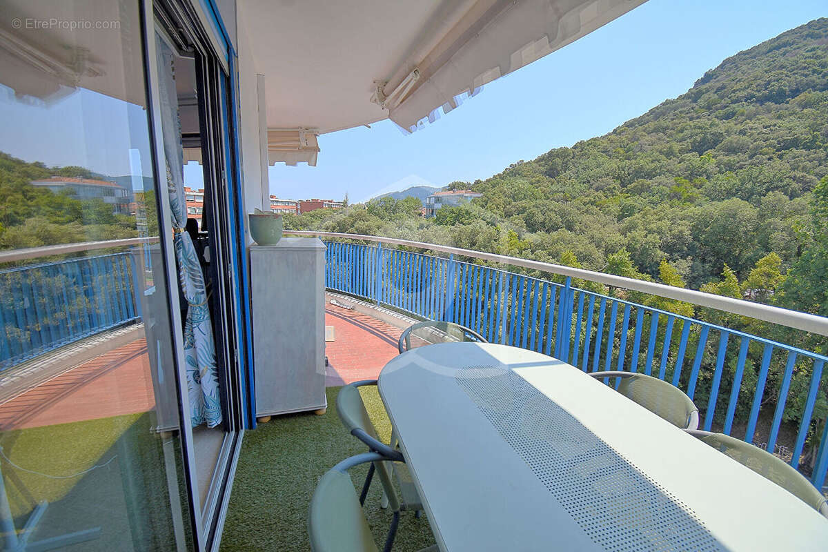 F2 MANDELIEU LA NAPOULE Proche mer - Vue dominante sur l'Esterel - photo 4