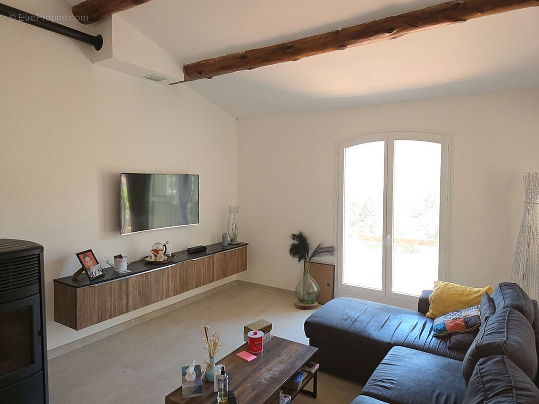 Maison à SOLLIES-VILLE