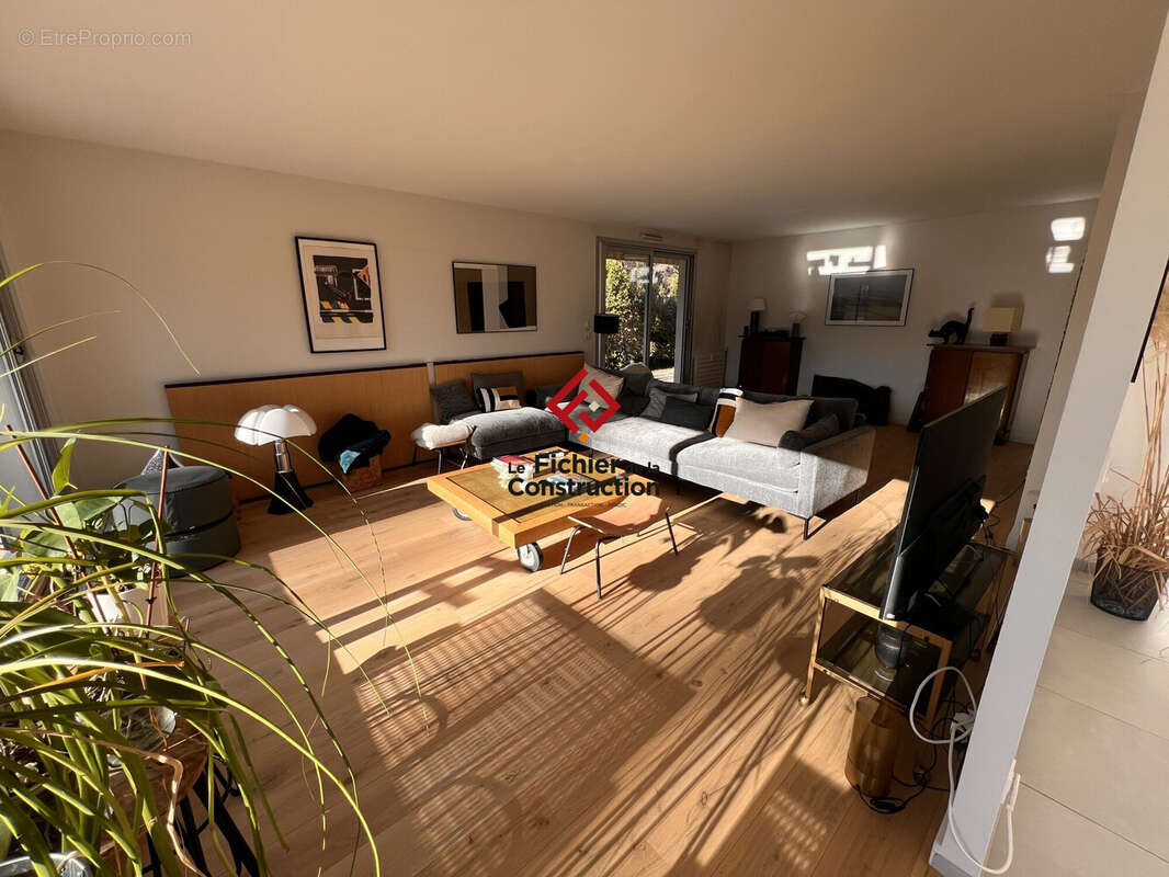 Appartement à MEYLAN