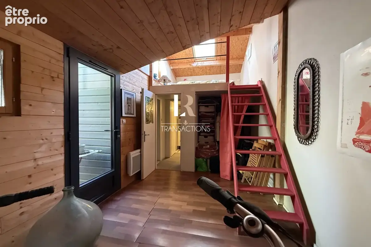LR Transactions - La Genette - Maison de caractère avec joli jardin arboré - photo 27