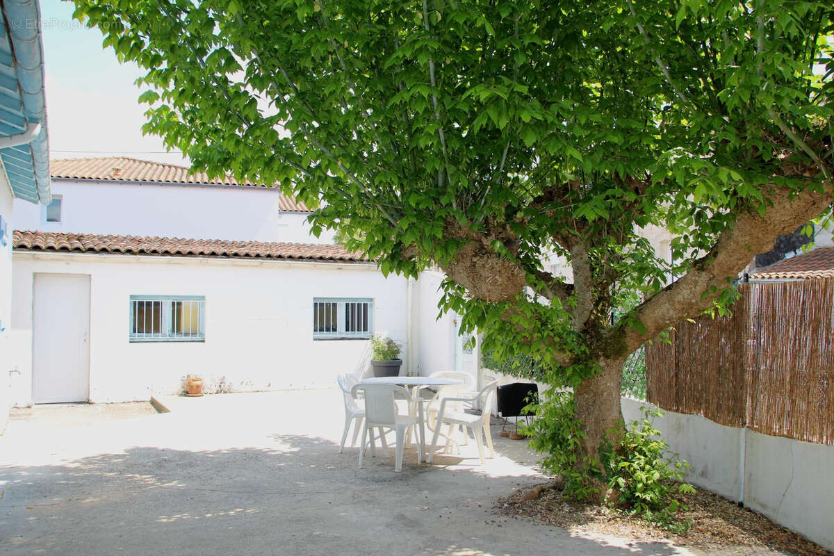 Maison à SAINT-GEORGES-DE-DIDONNE