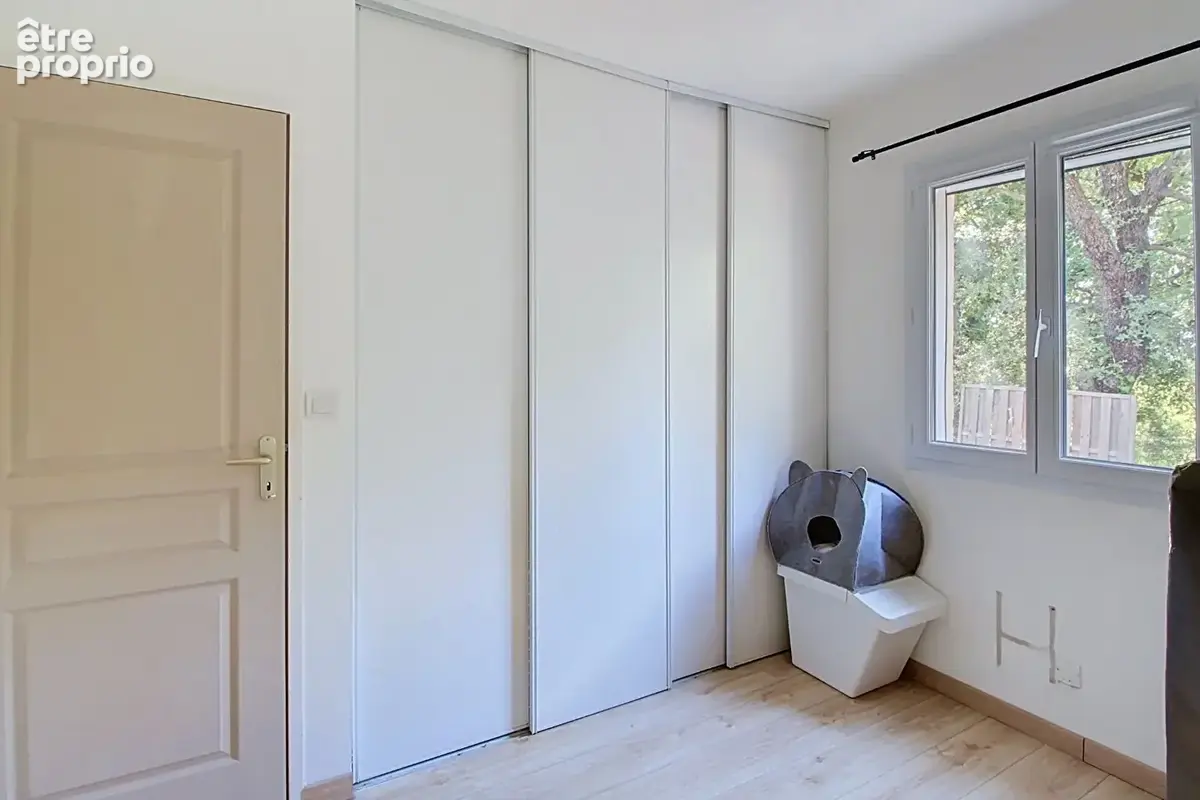 A vendre ! exclusivité a lorgues ! maison  5 pieces de plain-pied  de 88m² sur 1 250 m² de terrain - photo 16