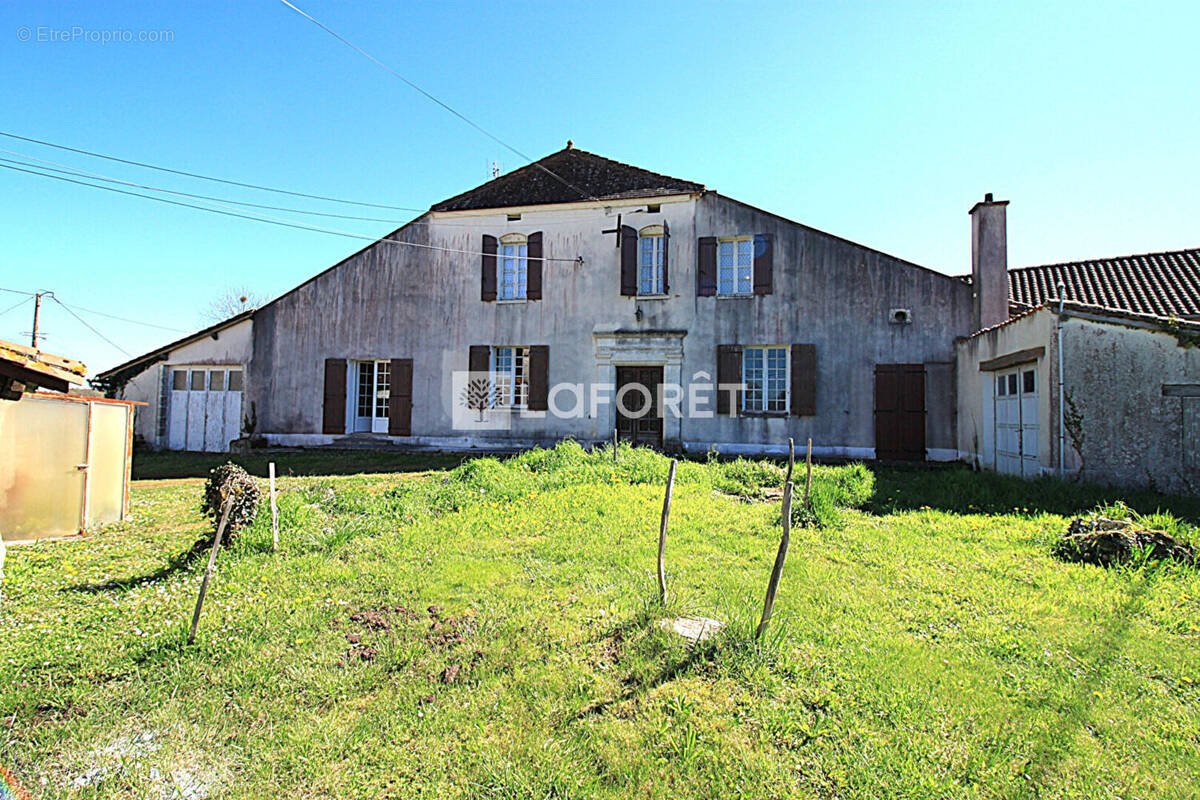 Maison à MAREUIL