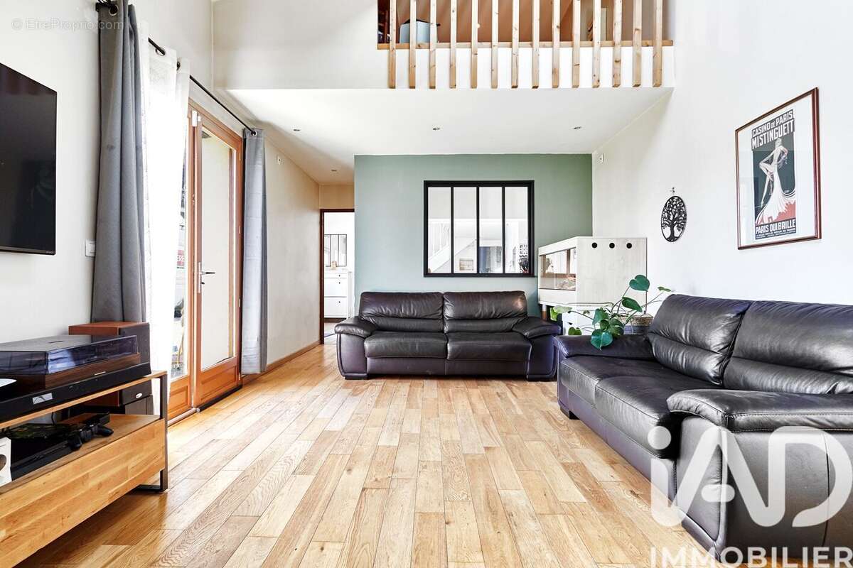 Photo 4 - Maison à MONTIGNY-LES-CORMEILLES