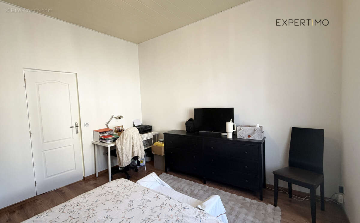 Appartement à VIZILLE