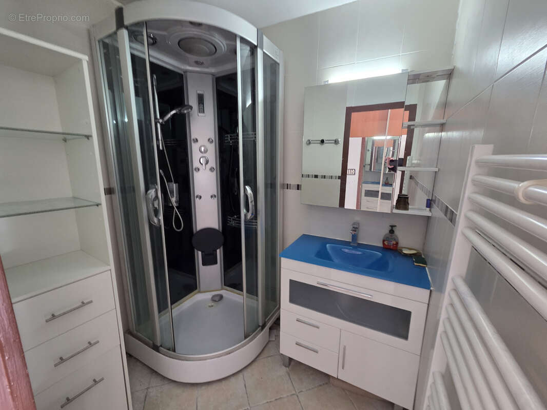 Appartement à SAINT-JEAN-DE-BELLEVILLE