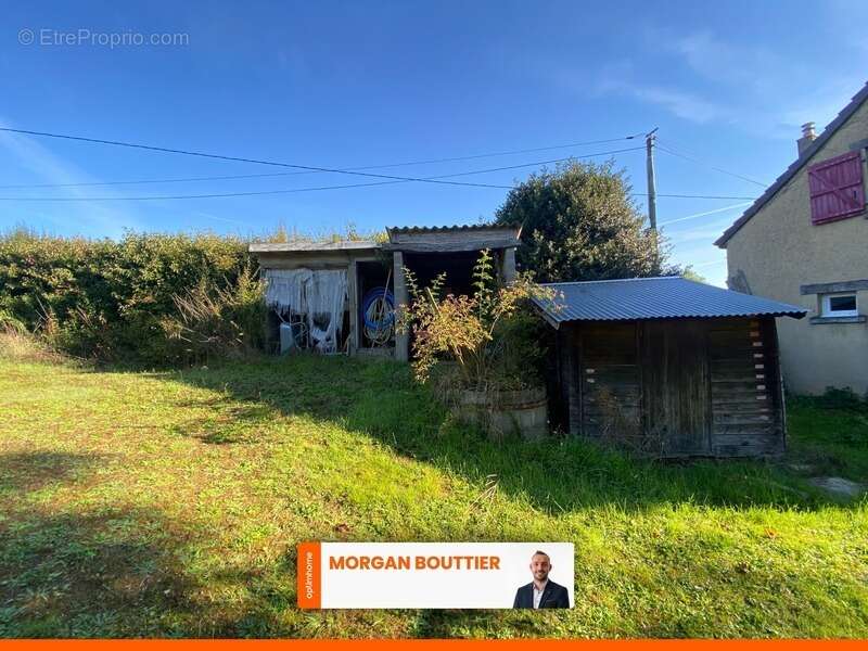 Maison à BEAUMONT-PIED-DE-BOEUF