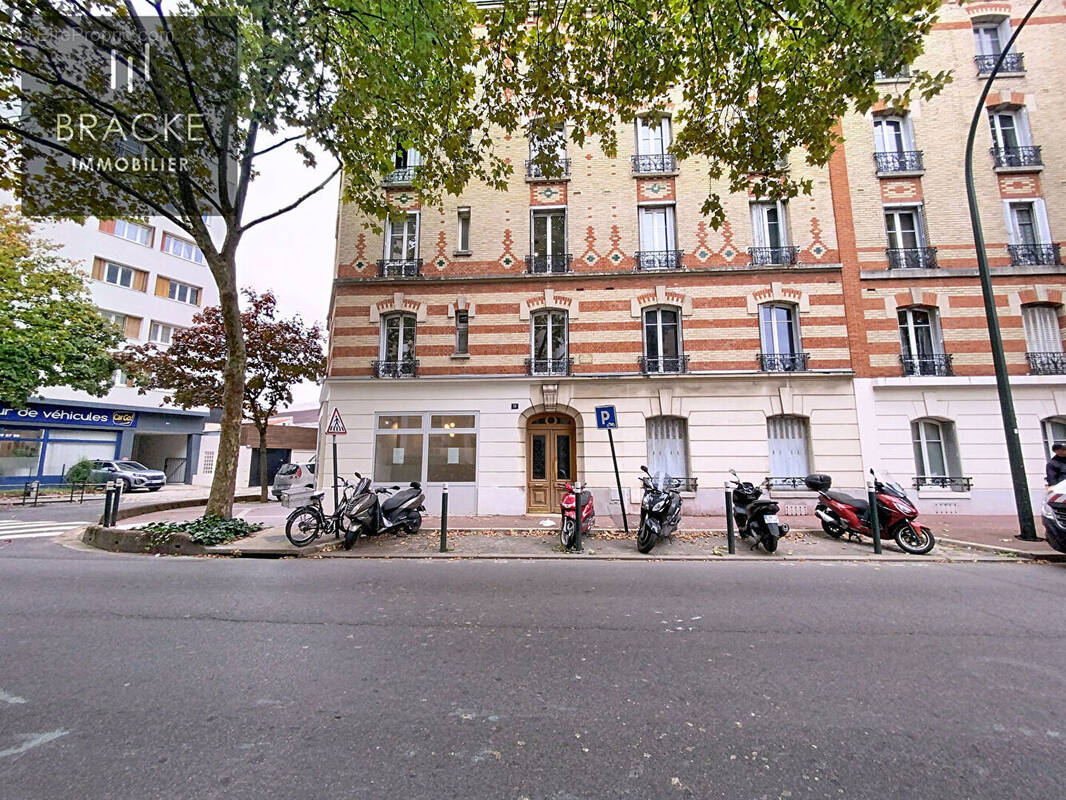 Appartement à LA GARENNE-COLOMBES