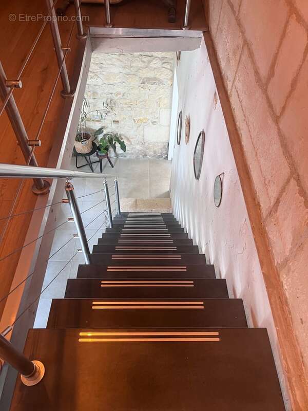 Maison à vendre 5 pièces VARZAY (17) avec piscine - photo 11