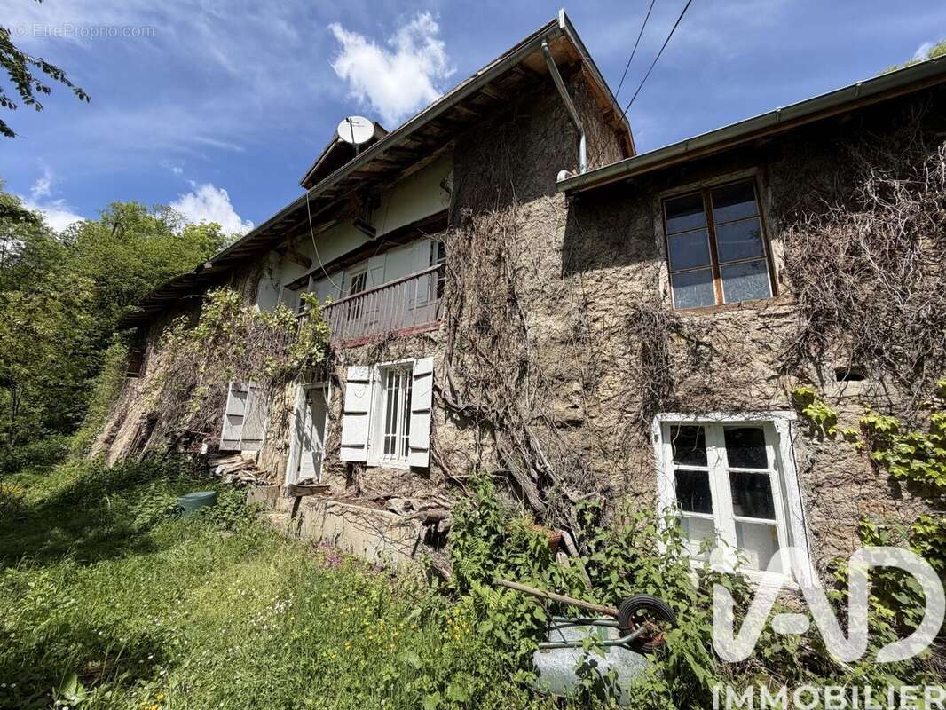 Maison 231 m² à Saurat  - photo 2