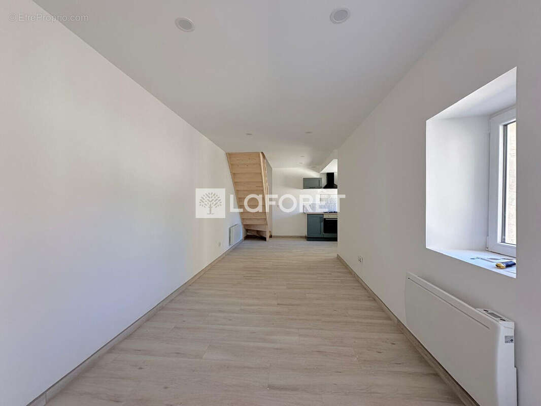 Maison de ville Courseulles Sur Mer 4 pièces 67.11 m2 Carrez - photo 2