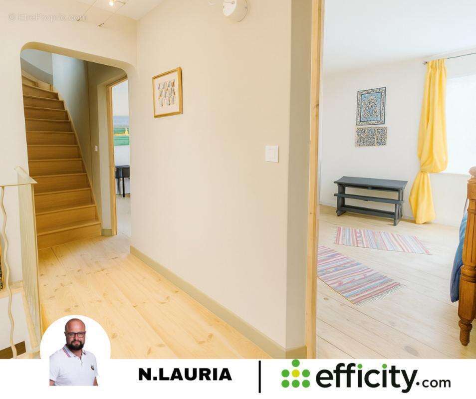 Maison à LA ROQUE-D'ANTHERON