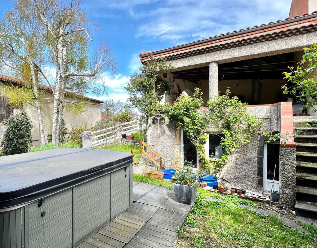Maison à ORCET