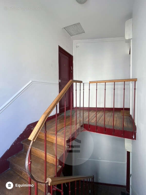 Appartement à LES LILAS