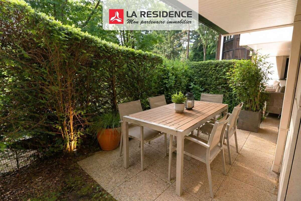 Appartement 67 m² à Versailles  - photo 2