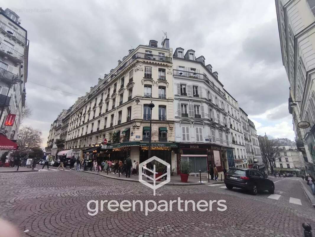 Commerce à PARIS-18E