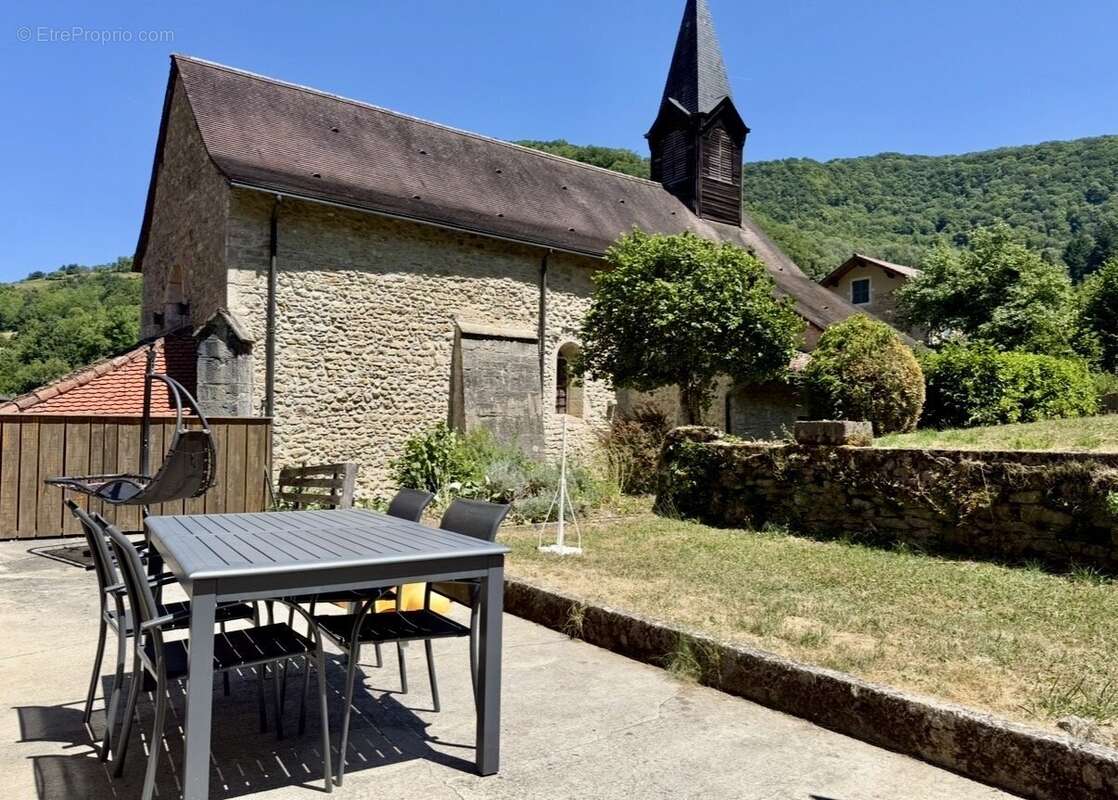 Maison à BOYEUX-SAINT-JEROME