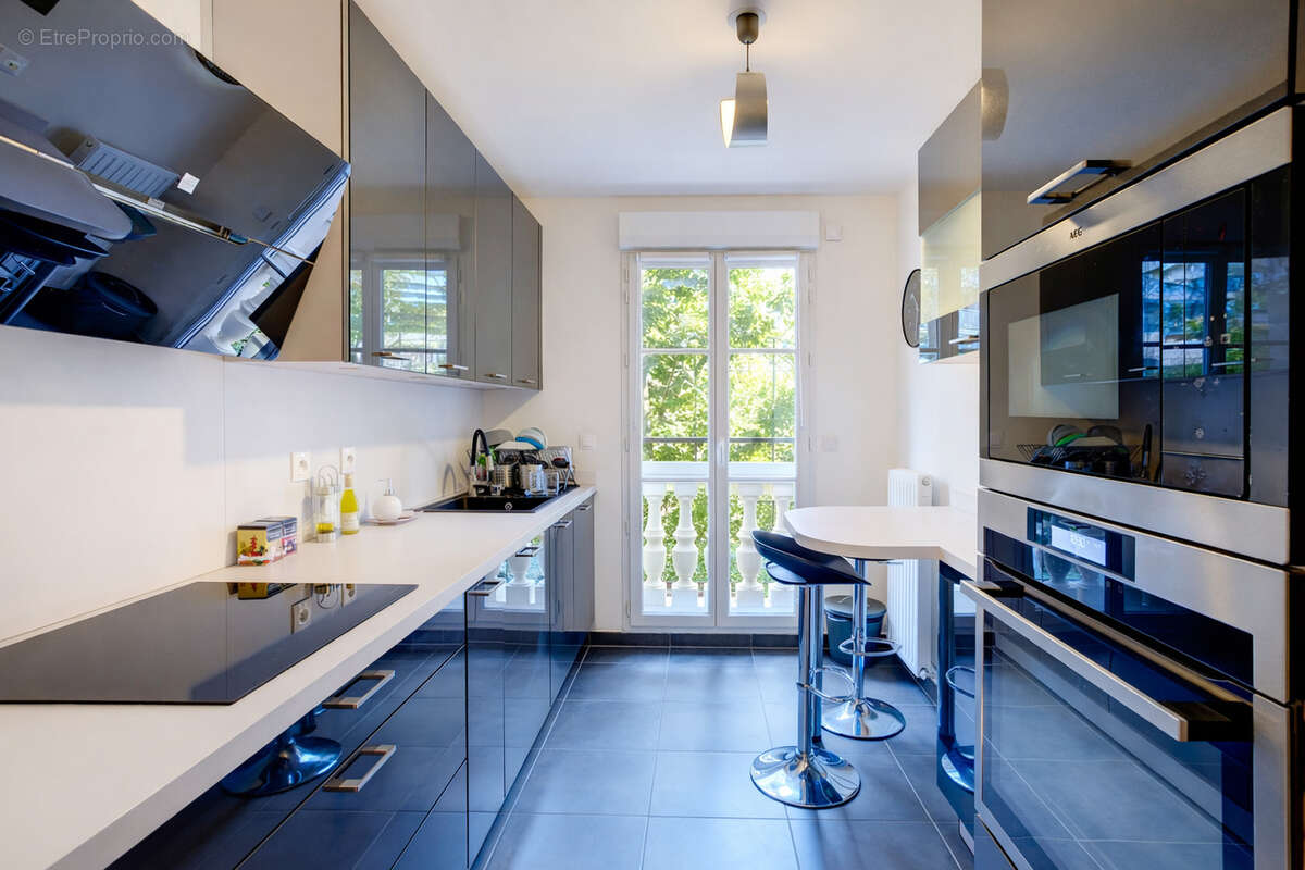 Appartement à LE PLESSIS-ROBINSON