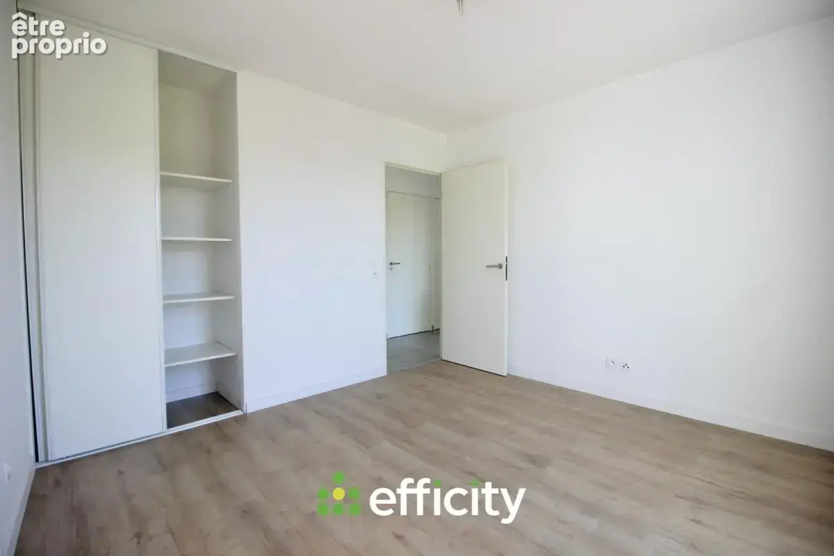 Appartement 62 m² à Villeurbanne  - photo 11