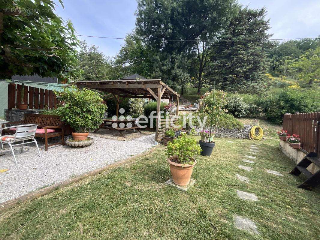 Maison 178 m² à Flaviac  - photo 23