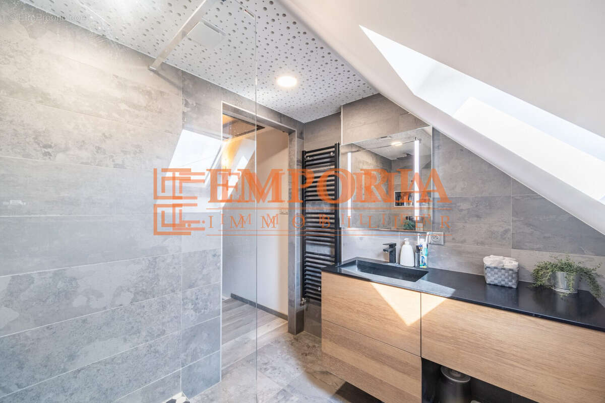 Maison 80 m² à Wittenheim  - photo 6